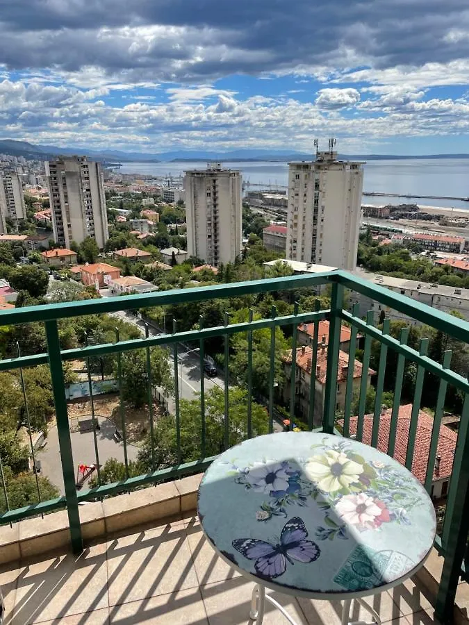 Apartment With Amazing City View Rijeka 0*,