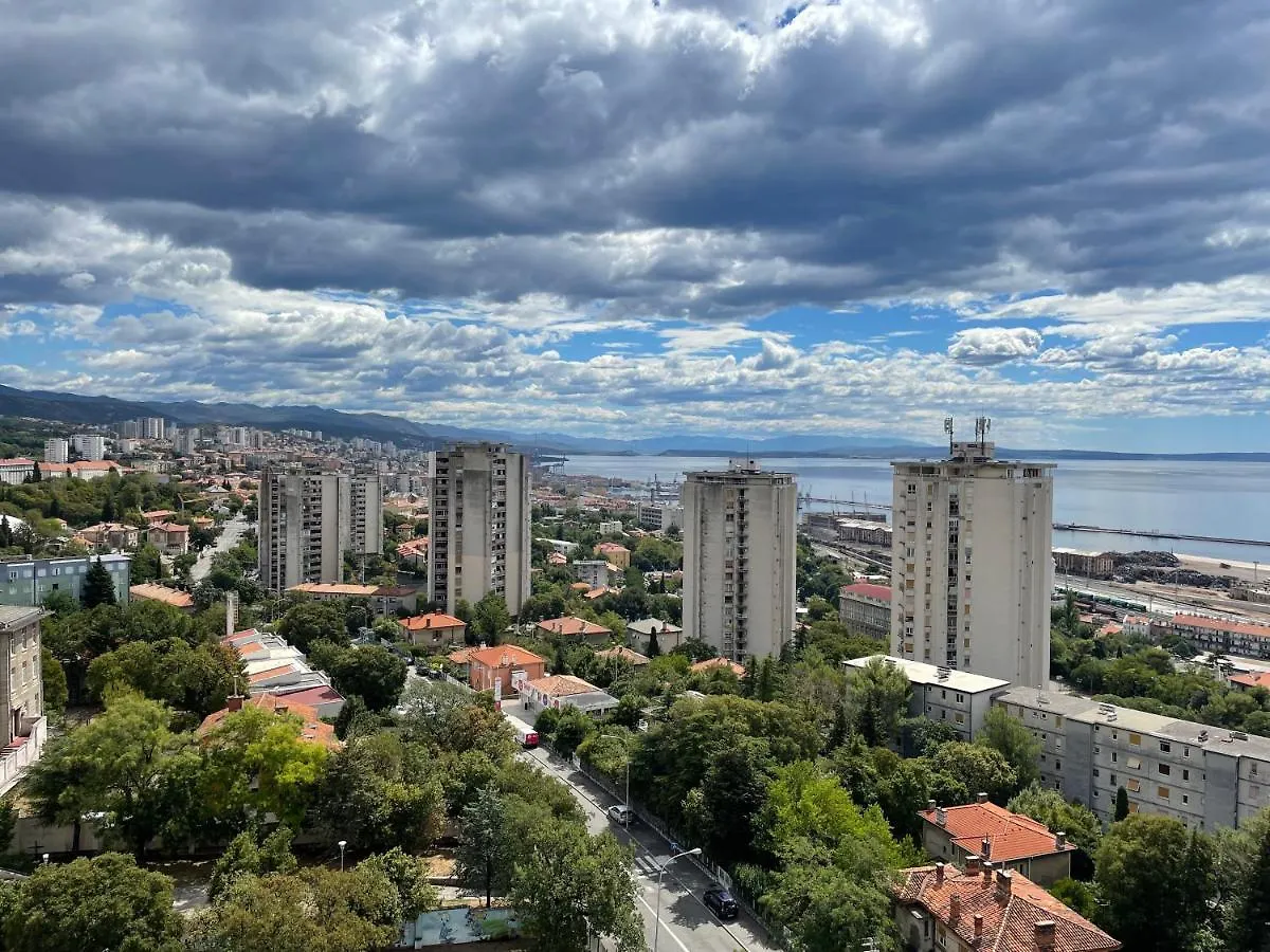 Apartment With Amazing City View Rijeka
